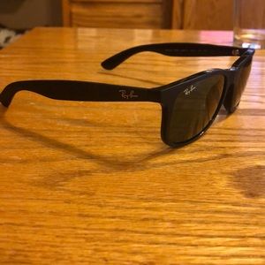 Men’s Ray-Ban Sunglasses